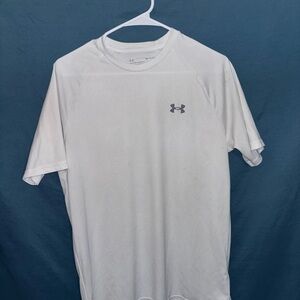 Under Armour White Short Sleeve Performance Tee with Gray Logo